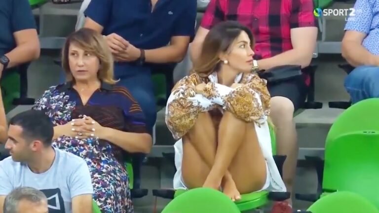 She SH0WED Her CameI T0E ln LlVE TV Match, H0LD Y0UR BREATH…