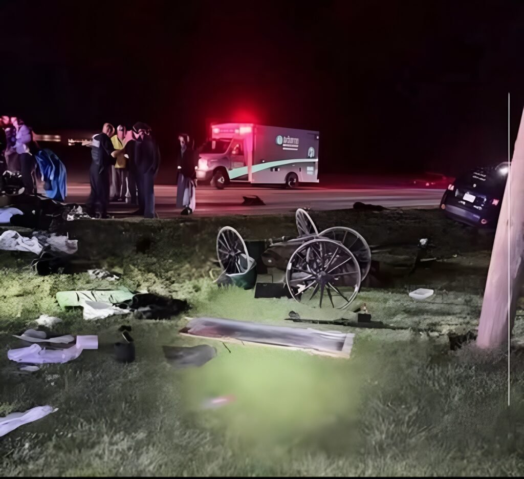 Jeep plows into Amish buggy near Berne — father airlifted, multiple children4