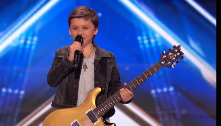✔✔He’s Only 10, But He Plays Guitar Like a Seasoned Rock Star! What a Talent 3234